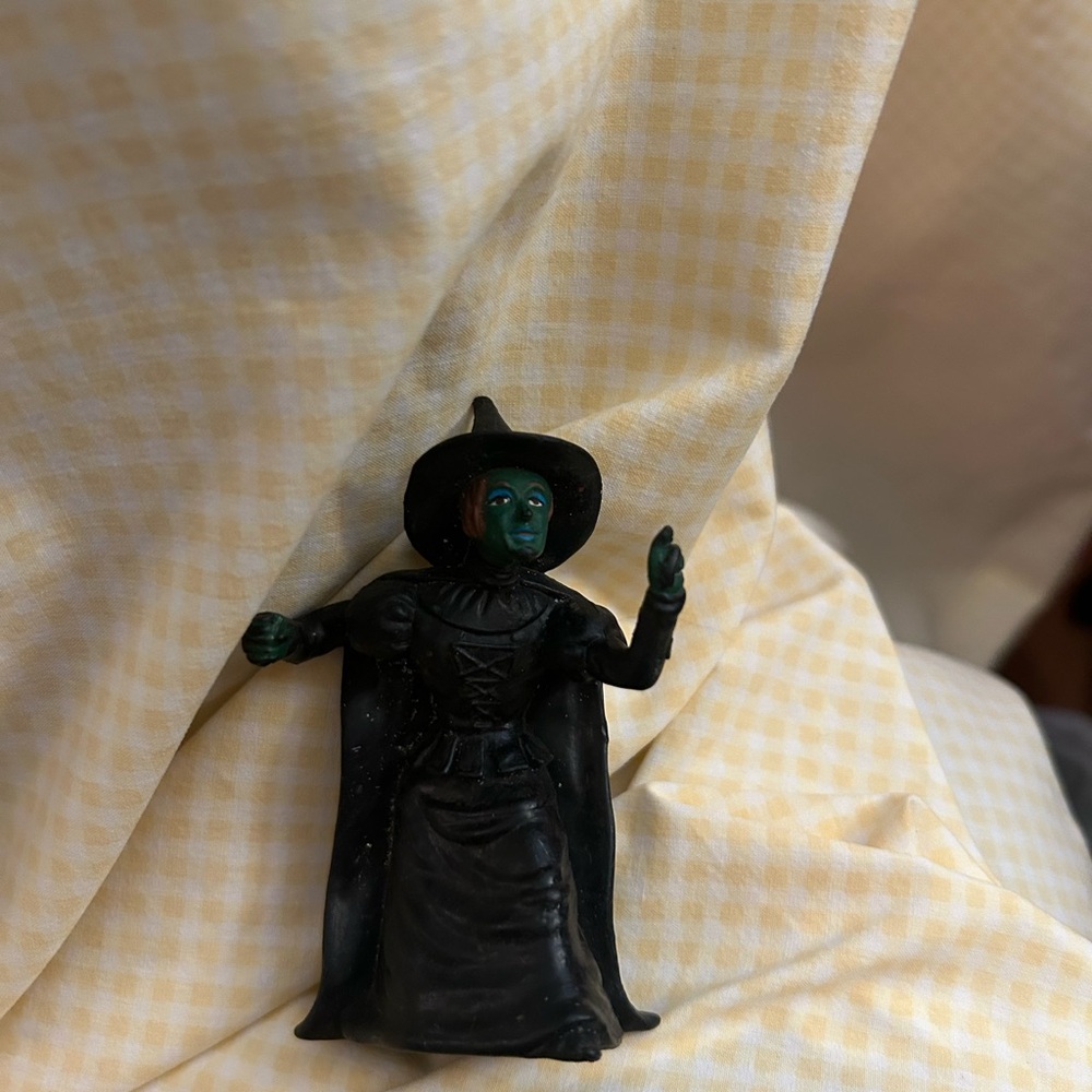 loews ren wizard of oz toy figurine-witch